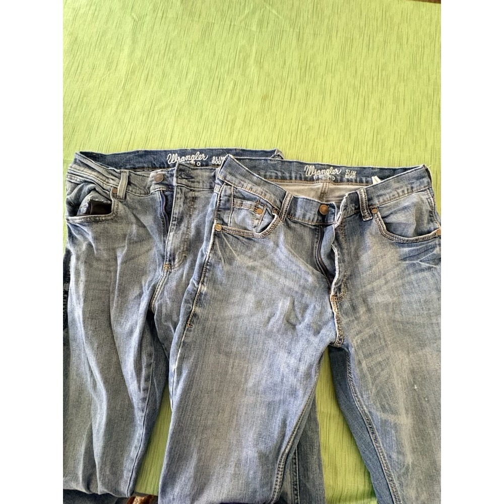 2pr Wrangler Retro Slim Boot 33x36 Light Wash Western Cowboy Slightly Fray Cuff